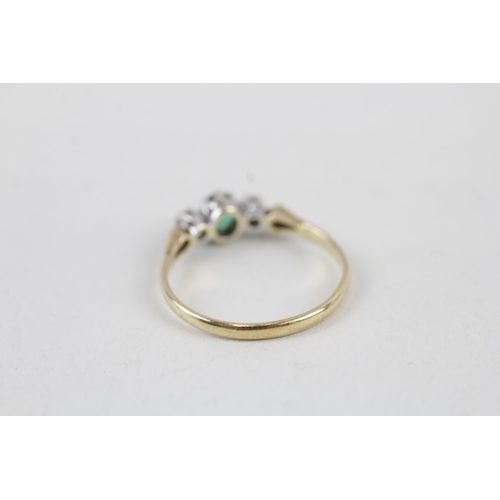 55 - 9ct gold vintage diamond and emerald set trilogy ring (1.3g) Size  N