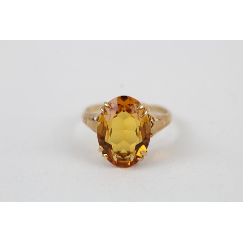 61 - 9ct gold vintage citrine set cocktail ring (2.4g) Size  M