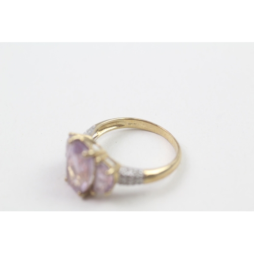 68 - 9ct gold amethyst and diamond trilogy ring (3.6g) Size  Q