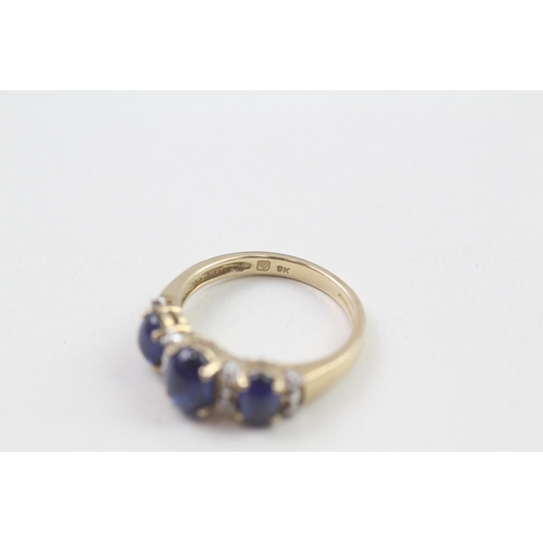 75 - 9ct gold sapphire and diamond cabochon trilogy ring (2.5g) Size  L 1/2