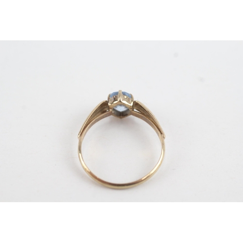 85 - 8ct gold vintage blue gemstone set solitaire ring (1.6g) Size  Q 1/2