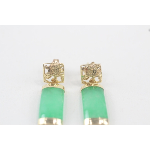 87 - 14ct gold jade drop earring with Chinese symbols, 9ct gold backs (3.4g)