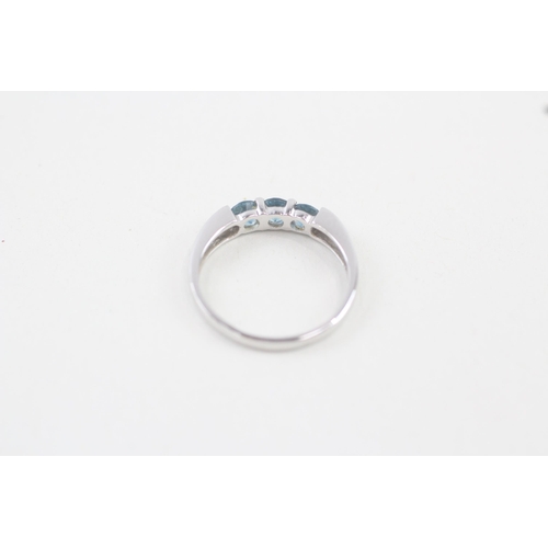 98 - 9ct gold blue topaz & diamond ring (1.5g) Size  K