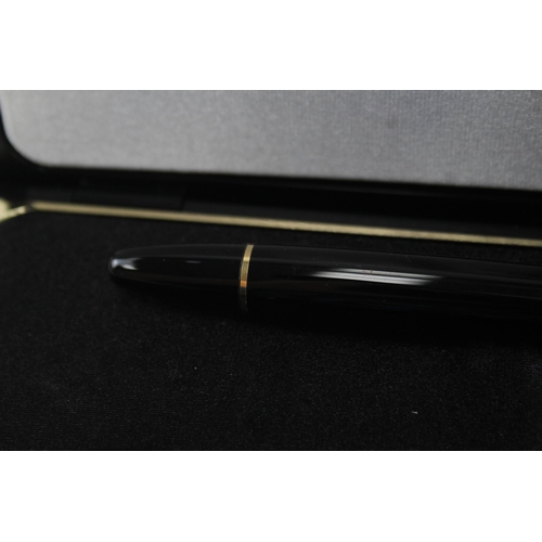 438 - MONTBLANC Meisterstuck Black Fountain Pen w/ 14ct White Gold Nib, Rollerball Etc