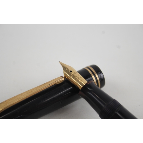 443 - Vintage Parker Victory Black Fountain Pen w/ 14ct Gold Nib WRITING