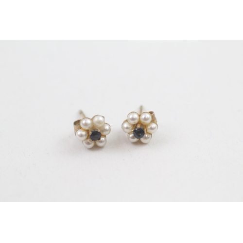 106 - 9ct gold sapphire & cultured pearl stud earrings with scroll backs (0.5g)