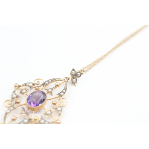 116 - 9ct gold vintage seed pearl and amethyst set pendant necklace (3.2g)