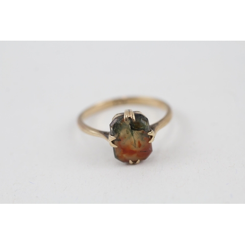 38 - 9ct gold vintage moss agate set dress ring (1.8g) Size  M