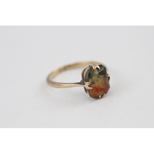 38 - 9ct gold vintage moss agate set dress ring (1.8g) Size  M