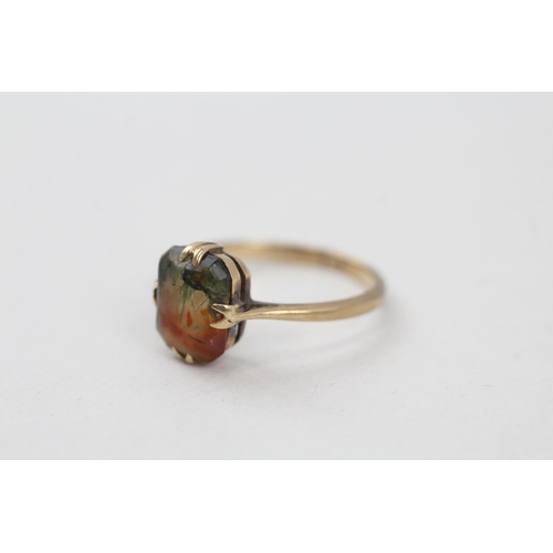 38 - 9ct gold vintage moss agate set dress ring (1.8g) Size  M