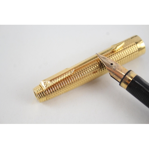 490 - Vintage Parker 75 Gold Plated Caded Fountain Pen w/ 14ct Nib WRITING (16g)