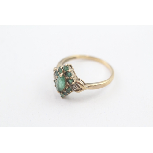 25 - 9ct gold emerald & diamond dress ring (2.4g) Size  P