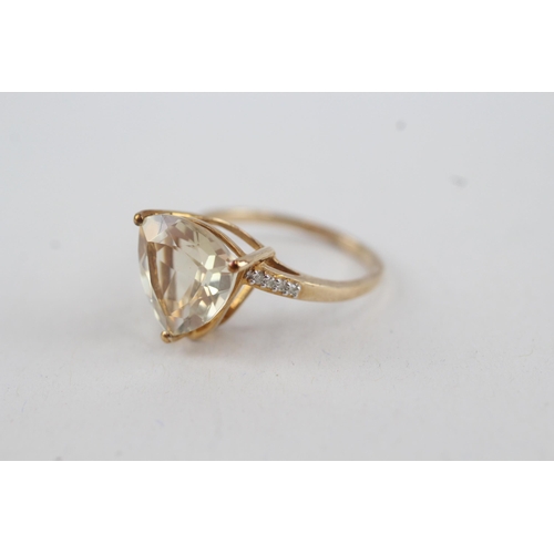 36 - 9ct gold trillion cut citrine & diamond dress ring, claw set (3g) Size  N 1/2