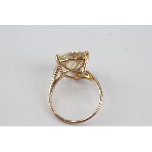 36 - 9ct gold trillion cut citrine & diamond dress ring, claw set (3g) Size  N 1/2