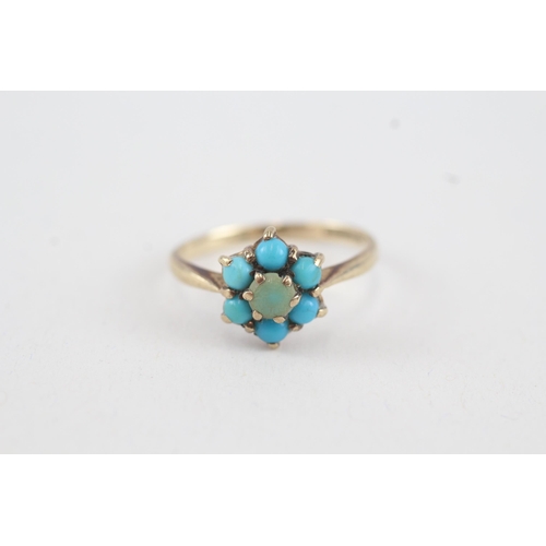 42 - 9ct gold vintage turquoise cluster ring (1.6g) Size  L