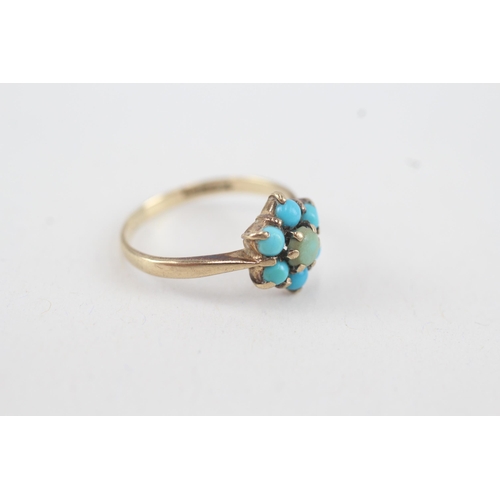 42 - 9ct gold vintage turquoise cluster ring (1.6g) Size  L