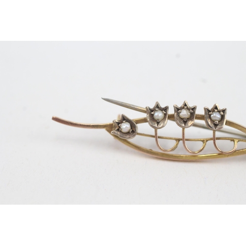 52 - 9ct gold vintage seed pearl tulip brooch (2.2g)