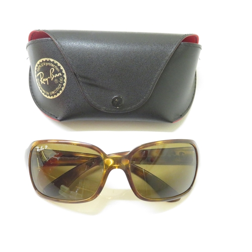 511 - 4 x Ray Ban Sunglasses- All with Cases