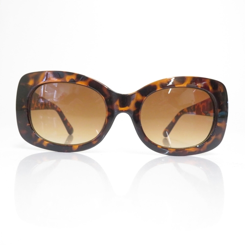 512 - 4 x Designer Sunglasses including Maria Granchvogel, Fendi, Giorgio Armani, Kate Spade  - All with C... 