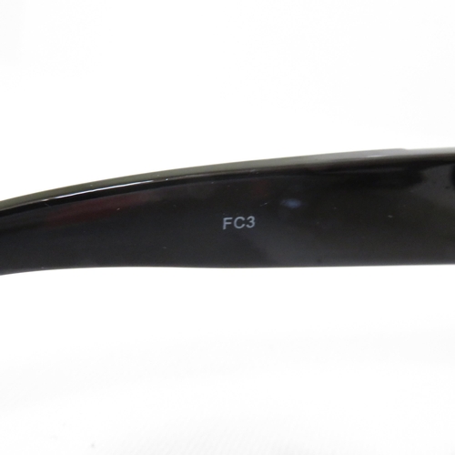 512 - 4 x Designer Sunglasses including Maria Granchvogel, Fendi, Giorgio Armani, Kate Spade  - All with C... 