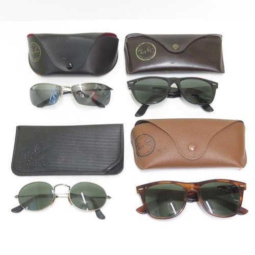 513 - 4 x Ray Ban Sunglasses- All with Cases