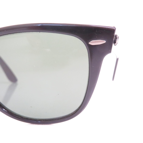 513 - 4 x Ray Ban Sunglasses- All with Cases