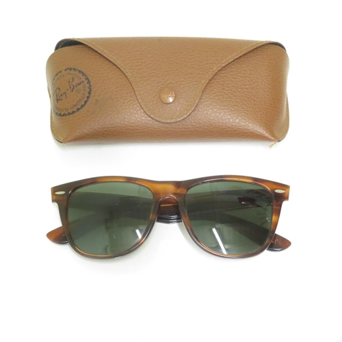 513 - 4 x Ray Ban Sunglasses- All with Cases