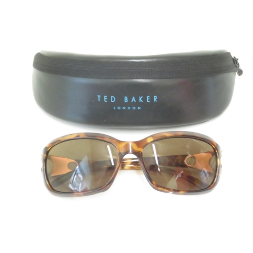 514 - 4 x Designer Sunglasses including Gucci, Dolce & Gabbana, Versace, Ted Baker  - All with Cases