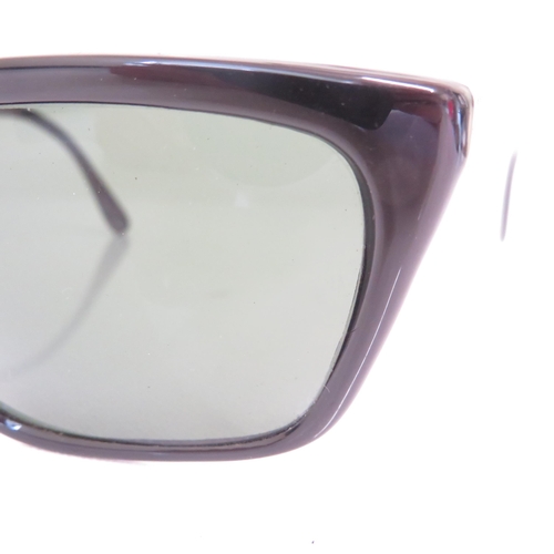 517 - 4 x Ray Ban Sunglasses- All with Cases