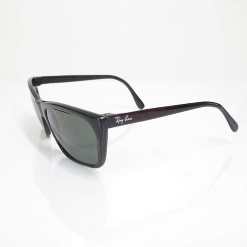 517 - 4 x Ray Ban Sunglasses- All with Cases