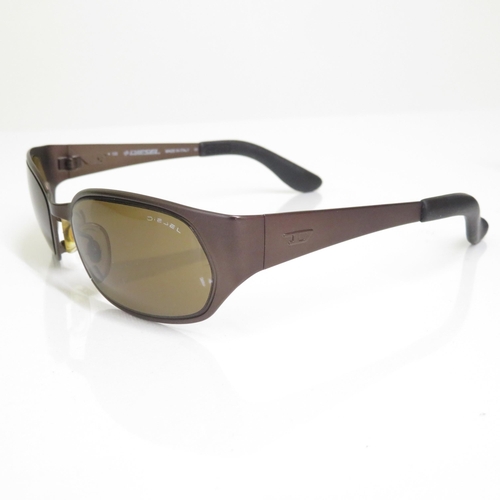 519 - 4 x Designer Sunglasses including Oakley, Emporio Armani, Guess, Diesel  - All with Cases