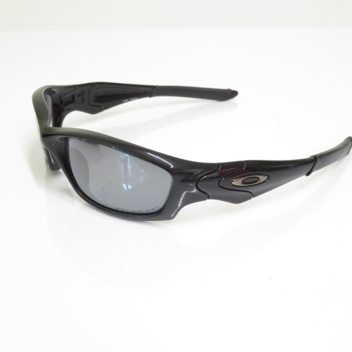 519 - 4 x Designer Sunglasses including Oakley, Emporio Armani, Guess, Diesel  - All with Cases