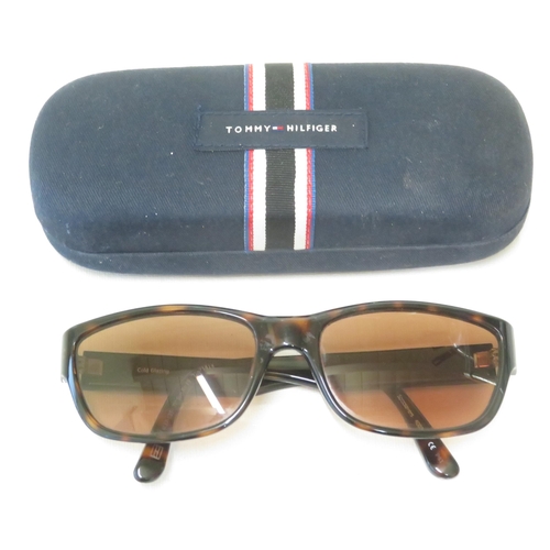 521 - 4 x Designer Sunglasses including Versace, Dolce & Gabbana, Tommy Hilfiger, Guess  - All with Cases