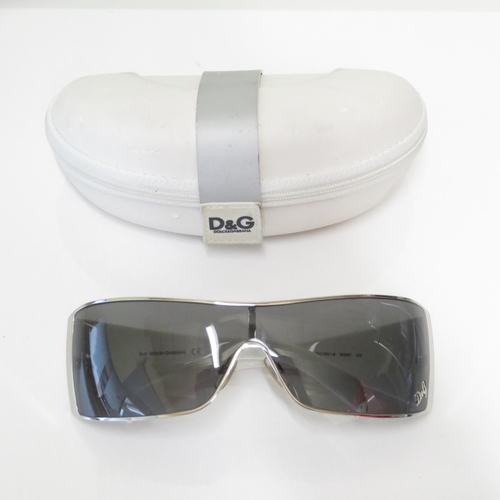 521 - 4 x Designer Sunglasses including Versace, Dolce & Gabbana, Tommy Hilfiger, Guess  - All with Cases