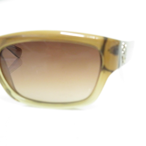 521 - 4 x Designer Sunglasses including Versace, Dolce & Gabbana, Tommy Hilfiger, Guess  - All with Cases