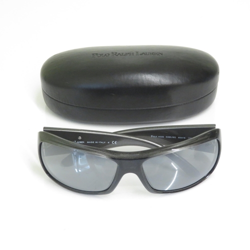 528 - 4 x Designer Sunglasses including Roberto Bvlgari, Polo Ralph Lauren, Fearnley, Kangol  - All with C... 