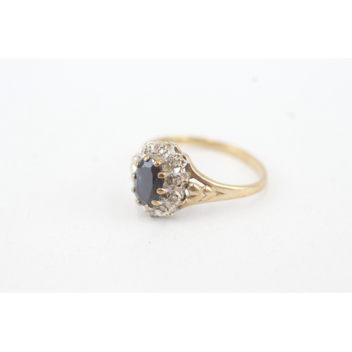 110 - 9ct gold diamond & sapphire oval cluster ring (2g) Size  N