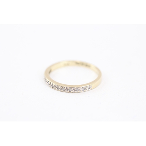 13 - 9ct gold diamond half eternity ring (1.5g) Size  M