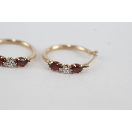 17 - 9ct gold diamond & garnet full hoop earrings (1.1g)