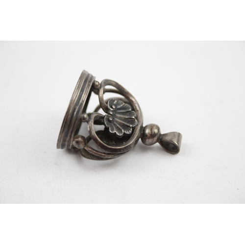 378 - 2 x Antique Wax Seals Inc .800 Silver, Agate, Engraved Etc (37g)