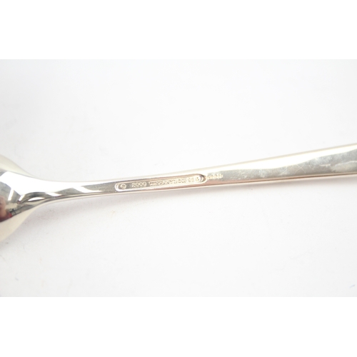 385 - 2000 TIFFANY & CO. Hallmarked .925 Sterling Silver Baby Feeding Spoon (33g)