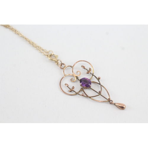 44 - 9ct gold antique amethyst paste openwork pendant necklace (2.5g)