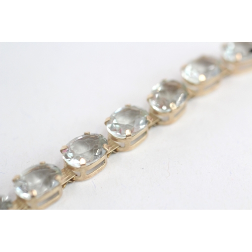 59 - 9ct gold blue quartz link bracelet (7.3g)