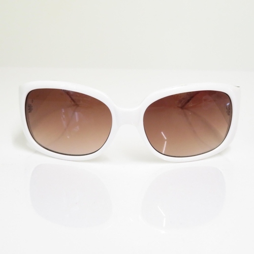 463 - 6 x Designer Sunglasses including Prada / Versace / Guess / Karen Millen / Tommy Hilfiger