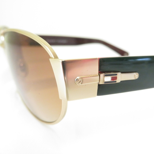 463 - 6 x Designer Sunglasses including Prada / Versace / Guess / Karen Millen / Tommy Hilfiger