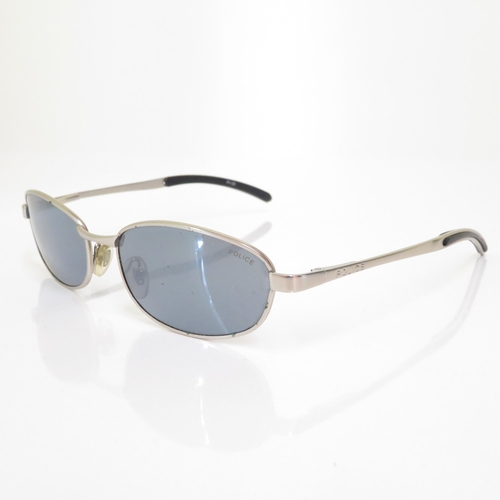 466 - 6 x Designer Sunglasses including  Calvin Klein / Gucci / Fossil / Radley / Police / Oakley