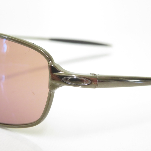 467 - 6 x Designer Sunglasses including  Dolce & Gabbana / Prada / Lacoste / Oakley