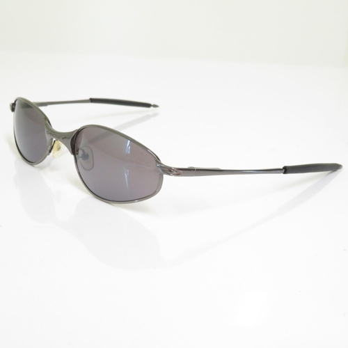 467 - 6 x Designer Sunglasses including  Dolce & Gabbana / Prada / Lacoste / Oakley