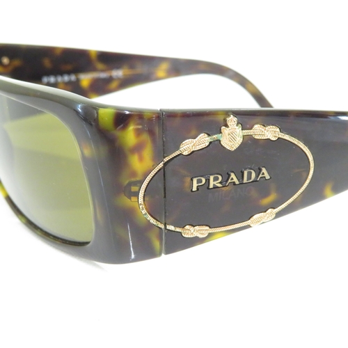 467 - 6 x Designer Sunglasses including  Dolce & Gabbana / Prada / Lacoste / Oakley