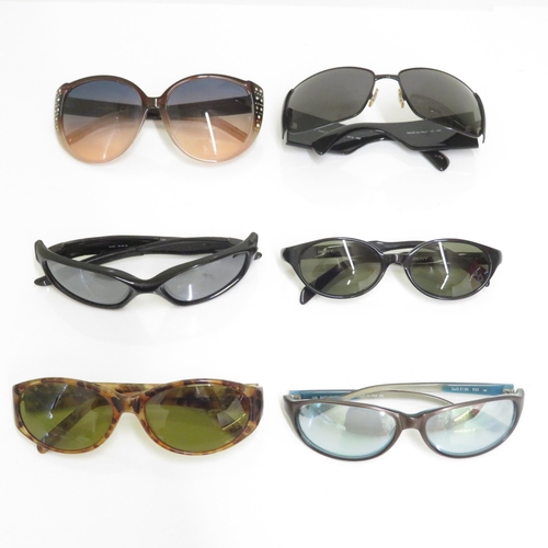 469 - 6 x Designer Sunglasses including  Jessica Simpson / Calvin Klein / Oakley / DKNY / Guess / Dolce & ... 